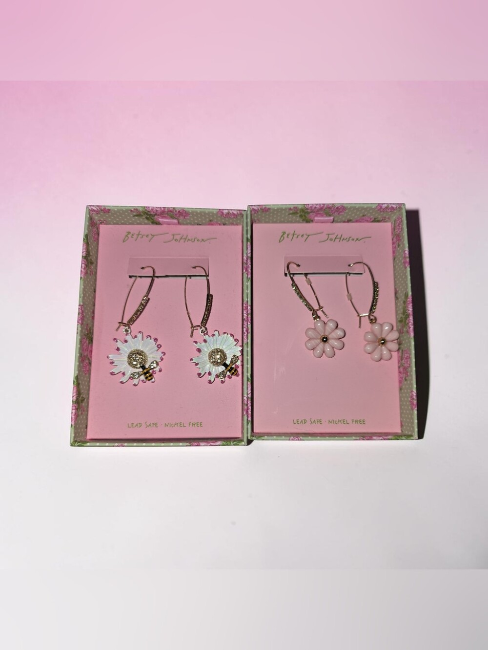 Betsey Johnson Dangle Earrings You Pick Your Pair Pink Daisy Or Flower With Bee